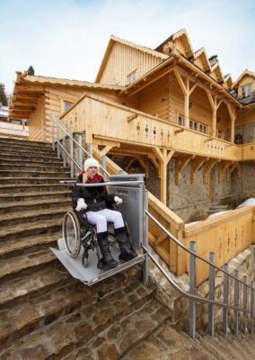 Thang máy cho xe lăn ngoài trời